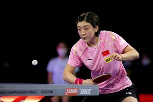 卡戴珊的立 卡戴珊的立